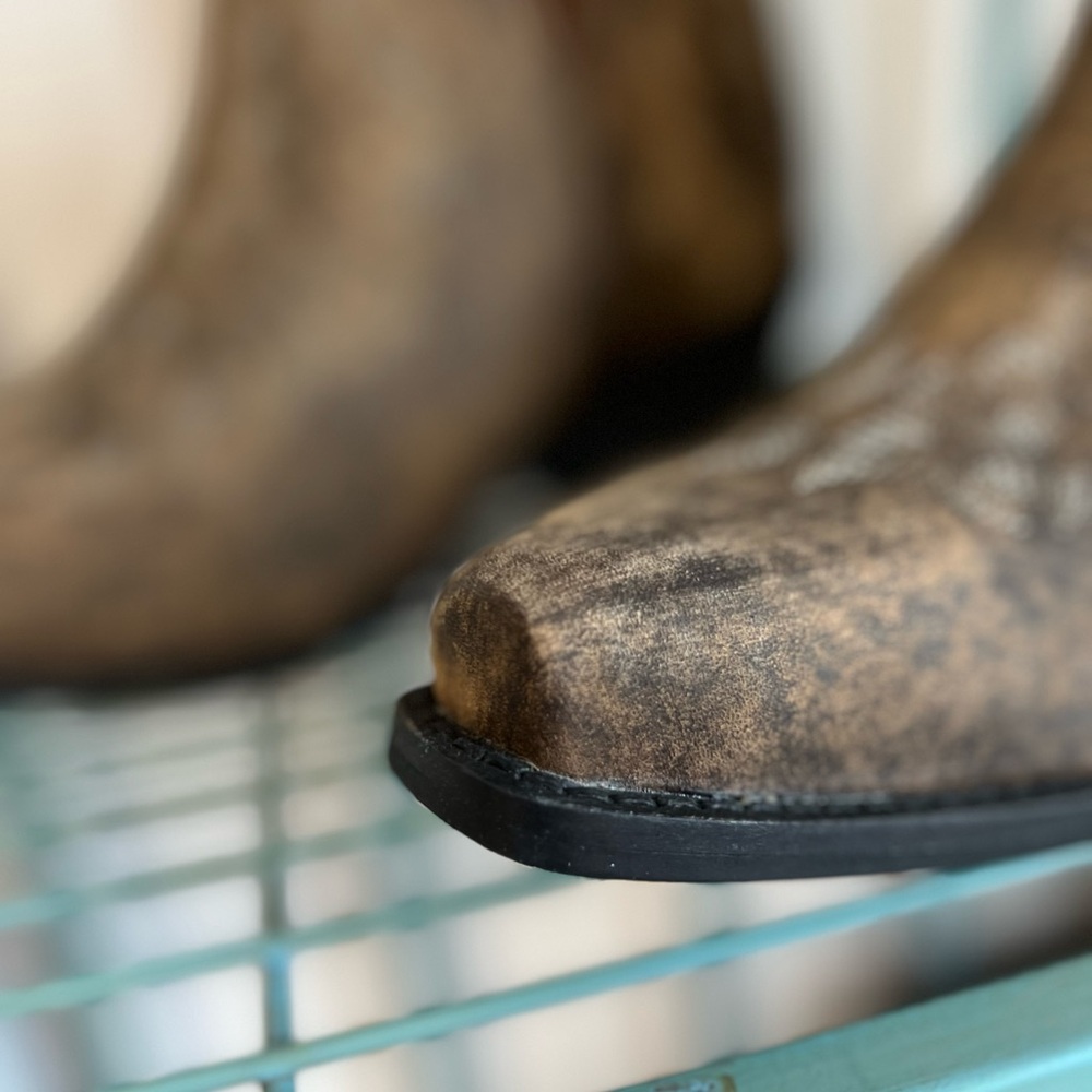 Western Chic! Bronze Brown Ankle Cowboy Boots Stitched Tan Fall Trend - Picture 12 of 15